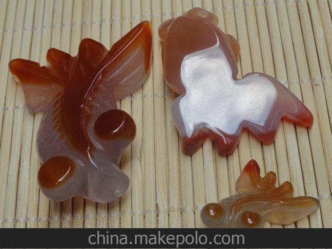 天然玉石禮品加工定制 瑪瑙金魚 金運(yùn)連連 玉石禮品定制圖片