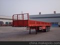 半挂车、型号：LST9390 中国重汽梁山四通挂车有限公司