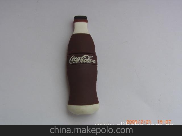 廠家專業(yè)生產(chǎn)PVC軟膠瓶子造型U盤塑膠外殼 U盤外套 U盤套圖片