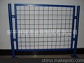 厂家大量供应2mx2m，5x5网孔，黄色喷塑车间隔离网