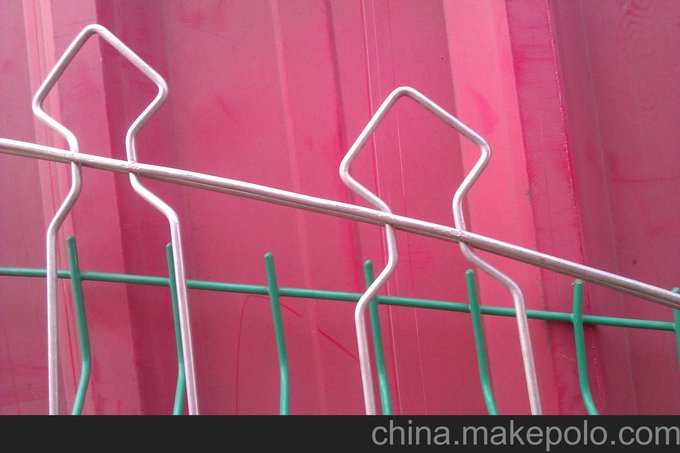 弧形夾絲槍尖網(wǎng)圖片