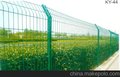 高速公路护栏网 公路护栏网的发展 安平腾旭护栏网厂