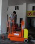 (直流电)高空取料机 300KG3M半电动高空取料机 全电动高空取货机